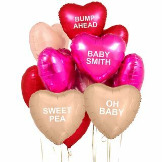 Baloni v obliki srca za valentinovo